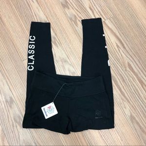 Reebok | Women's Logo Legging | Black | Size M